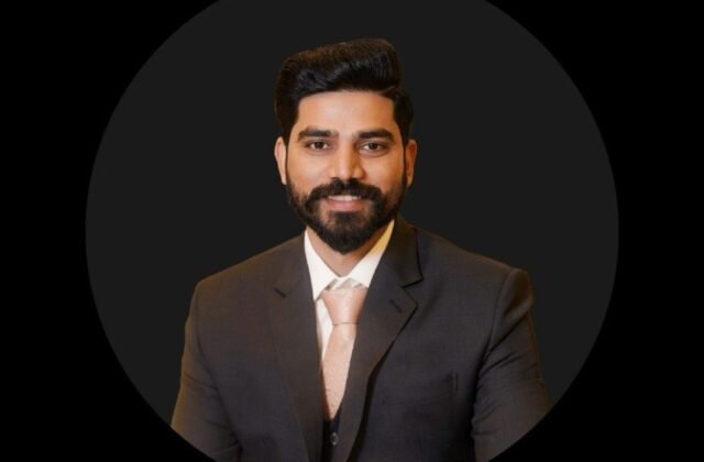 M Zeeshan Arif