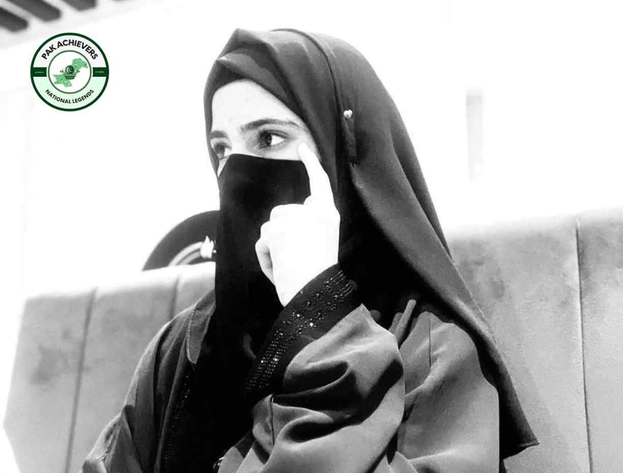 Ayesha Eman Niazi – Top Rated Freelancer & Digital Creator
